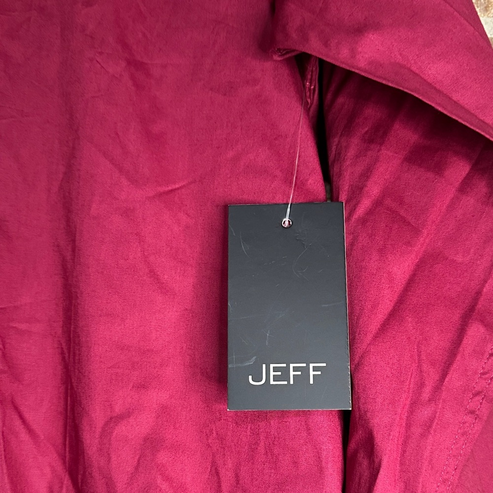 Elegant Maroon Dress Shirt for Men - Picture 2 of 6